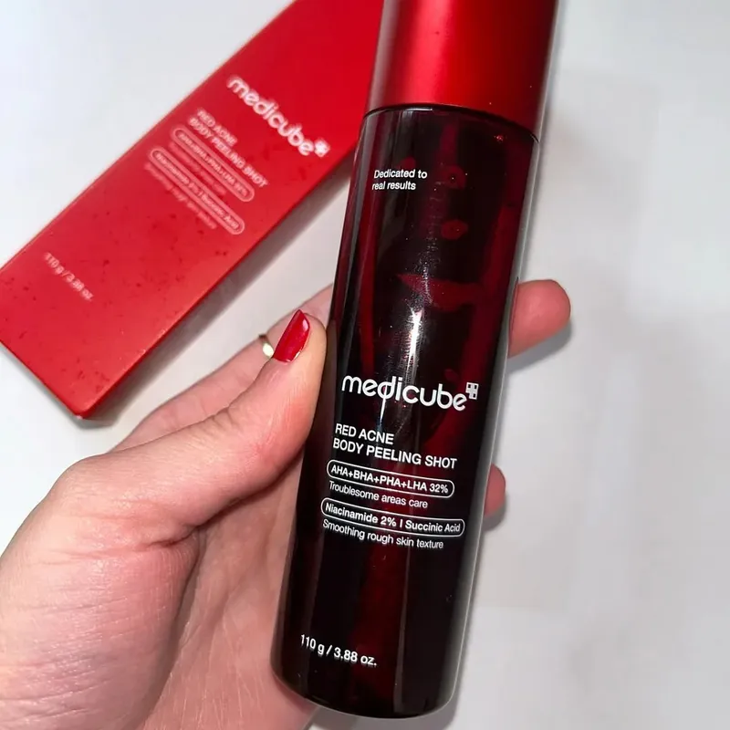 Medicube – Red Acne Body Peeling Shot