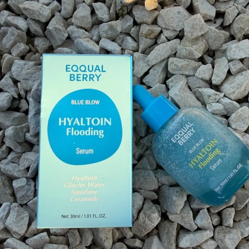 EQQUALBERRY – Hyalton Flooding Serum / Blue Blow