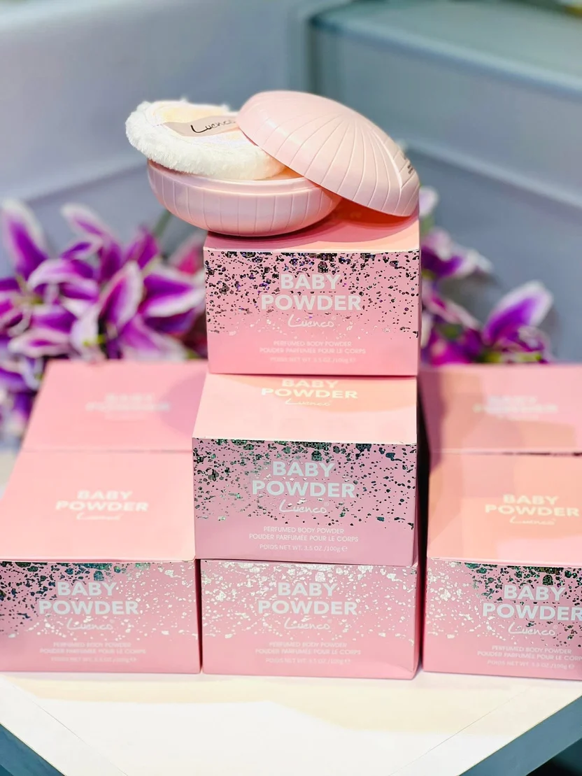 Poudre parfumée pour le corps